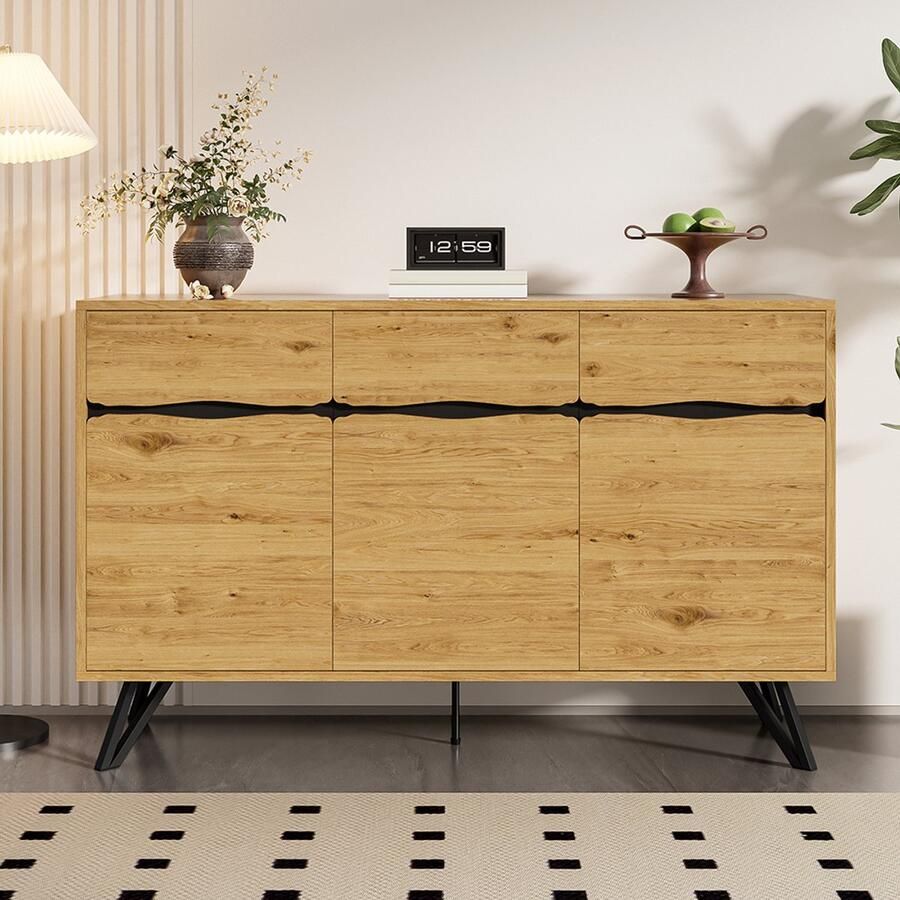 Pugsdrly Drie-deurs dressoir in houtlook met metalen poten – Modern design veel opbergruimte stabiel en onderhoudsvriendelijk – Geschikt voor de woonkamer eetkamer hal