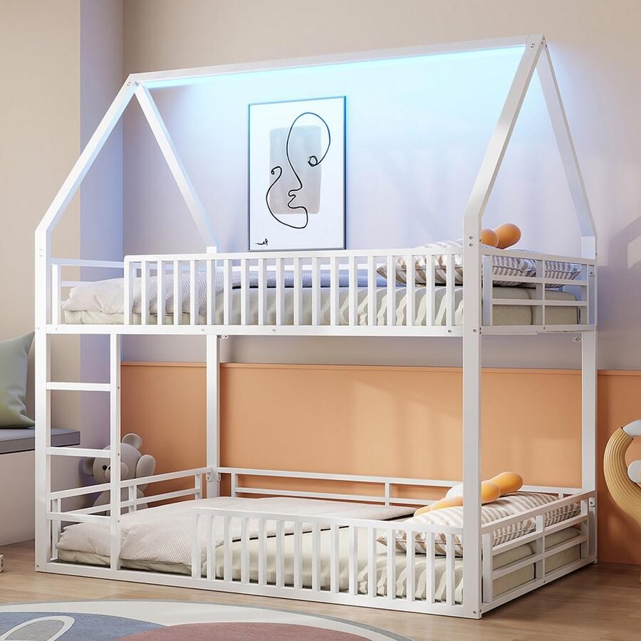 Pugsdrly Stapelbed huis 140x200 methek en ledverlichting wit