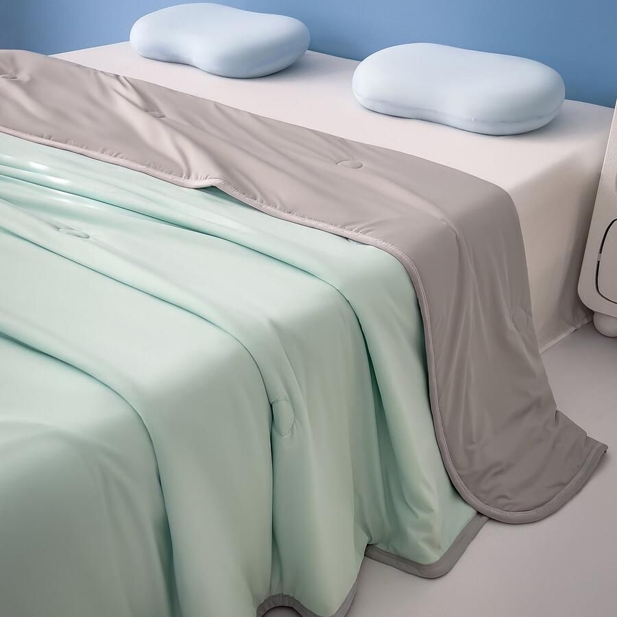 Qelus Dubbelzijdig Koeldeken 100x150cm Verkoelende Fiber Zomerdeken voor Bed & Bank Superzacht Ademend Textiel Verkoelende Deken Groen