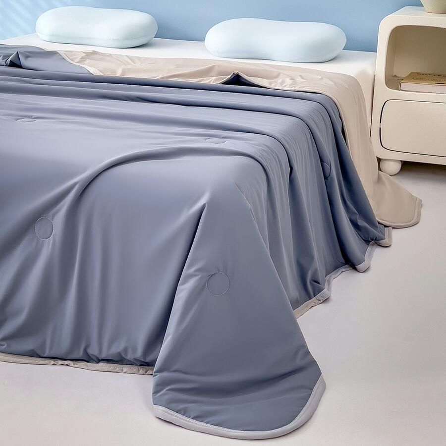 Qelus Dubbelzijdig Koeldeken 150x200cm Verkoelende Fiber Zomerdeken voor Bed & Bank Superzacht Ademend Textiel Verkoelende Deken Blauw