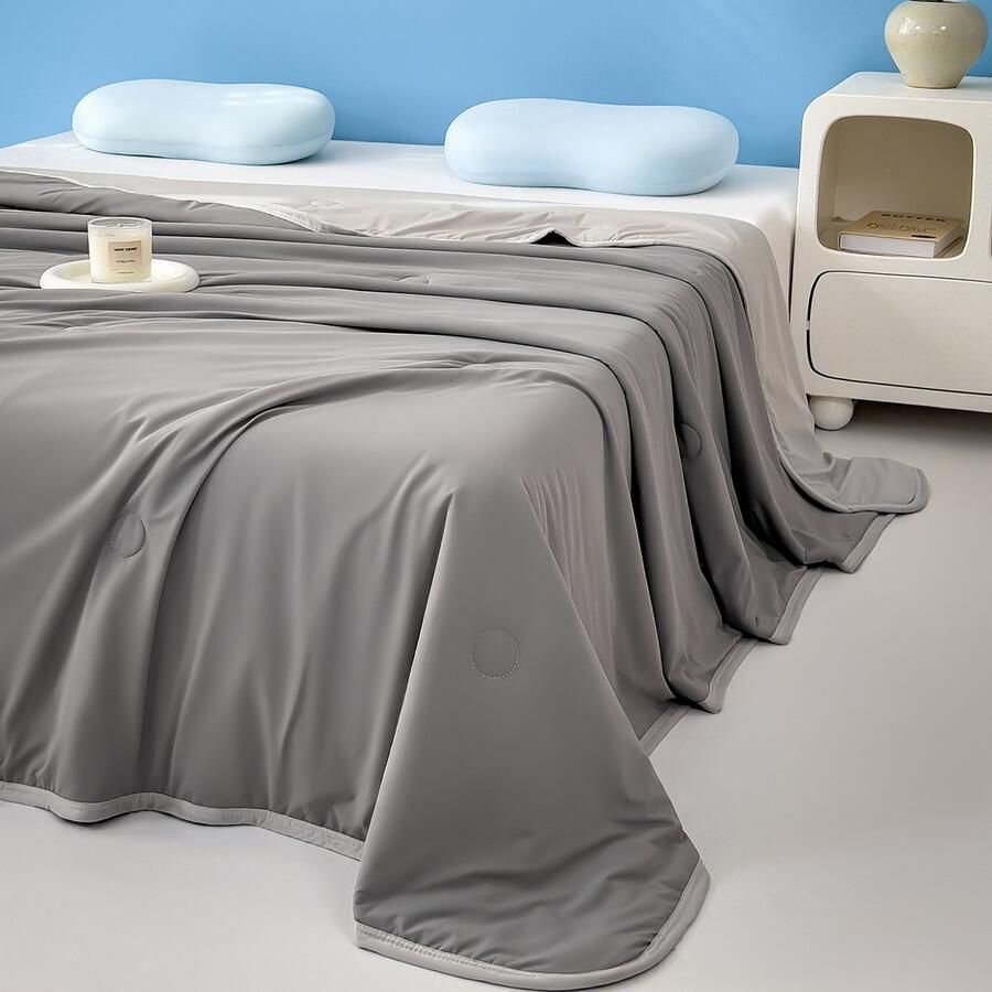 Qelus Dubbelzijdig Koeldeken 200x230cm Verkoelende Fiber Zomerdeken voor Bed & Bank Superzacht Ademend Textiel Verkoelende Deken Grijs