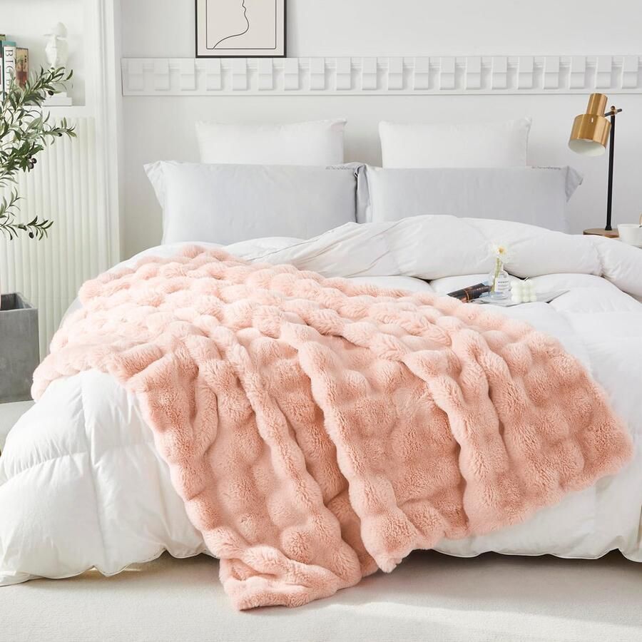 Qelus Extreem Zachte Shaggy Deken 160x200cm Luxe Konijnenbontlook met Golfdesign voor Bank Bed & Reis Snel Pluizig Knus Warmtegevoel Roze