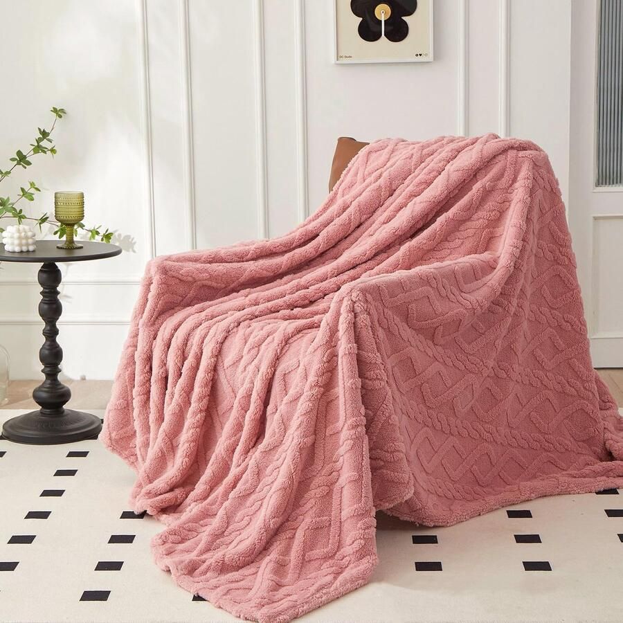 Qofly Knuffeldeken Fleece deken Roze Flanellen deken Effen woondekens 150x200cm Bankdeken Fluffy sprei Microvezel sprei Bankdeken Deken voor bed Bank Slaapkamer Kantoor
