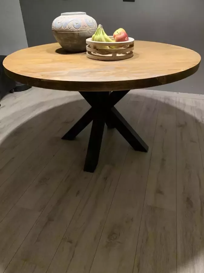 Quattro Design meubels Eettafel Tendenza 5 (rond) 1.30 doorsnede extra dik tafelblad van steigerhout stalen x-poot Quattr