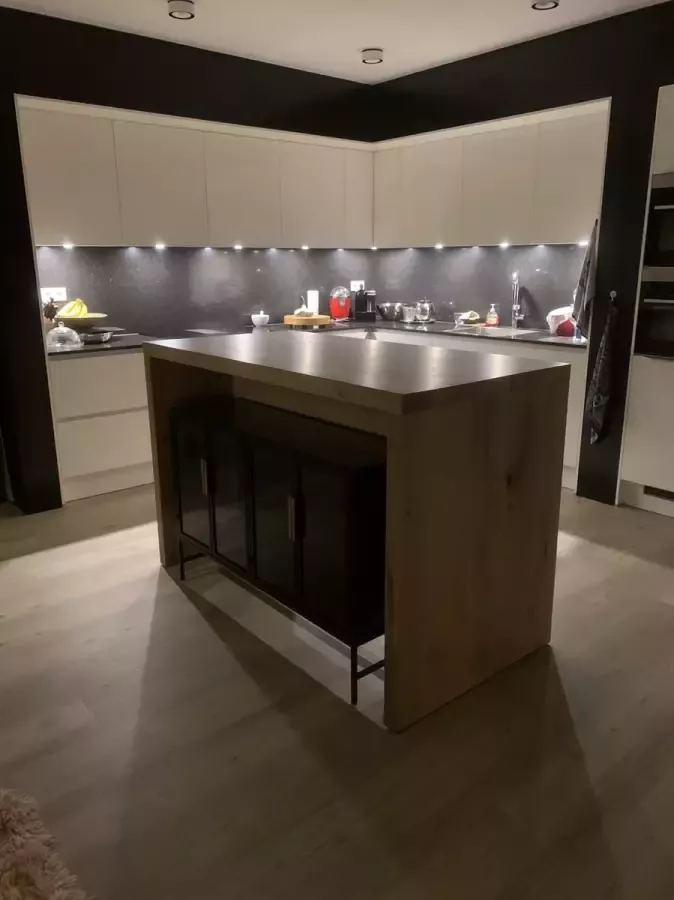 Quattro Design meubels Eiken bartafel Elegante gemaakt van 5cm dik eikenhout 1.60 (l) x 0.80 (b) Quattro Design