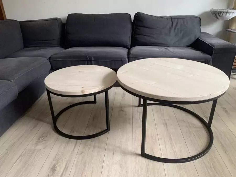 Quattro Design meubels Ronde salontafels Tendenza set van 2 Ø 75cm en Ø 57cm tafelblad steigerhout stalen onderstel Quattro Design