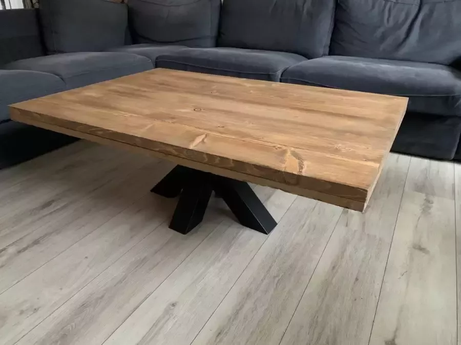 Quattro Design meubels Salontafel Tendenza 3 1.00 x 1.00 tafelblad steigerhout stalen matrix-poot Quattro Design