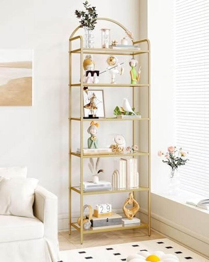 RALA Boekenkast met 6 Planken van Gehard Glas Gouden Stalen Frame Slank Opbergrek voor Slaapkamer Badkamer Thuiskantoor Multifunctioneel Elegant Ovaal Ontwerp 30 x 60 x 178.5 cm