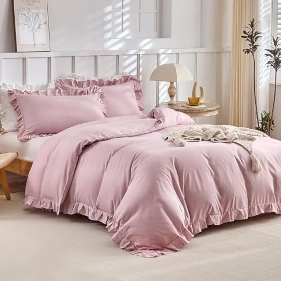 RALA Driedelige Microvezel Beddengoedset voor Tweepersoonsbed 240 x 220 cm met Romantisch Volant Motief Roze Complete Set met Dekbedovertrek en Kussenslopen