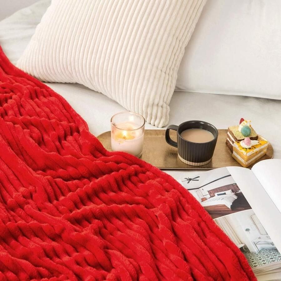 Riokem Cuddly Fleece Deken Flanellen Deken Zachte Plaid Fluffy Woondeken voor Bank en Bed 65 x 82 Inches Rood