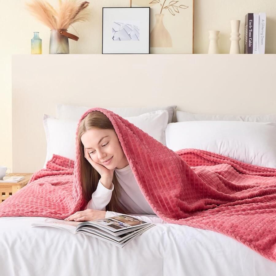 Riokem Deken Fleece Deken Zachte Pluche Warme en Gezellige Deken Dubbele Laag 3D Touch Ervaring Perfect voor het Bed Bank Sofa Stoel (Koraalrood 152 4 x 203 2 cm)