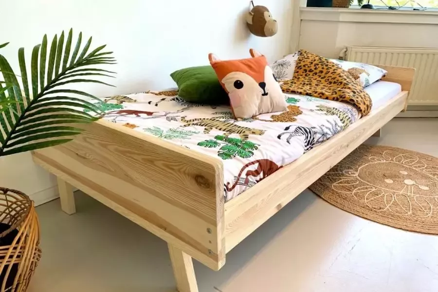 Rockwood Montessori Bed Emma inclusief montage naturel onbehandeld