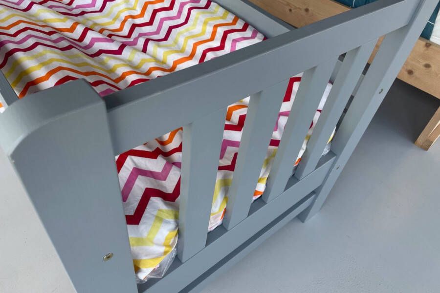 Rockwood Kinderbed Tim Grey met lattenbodem matras en bedtextielpakket