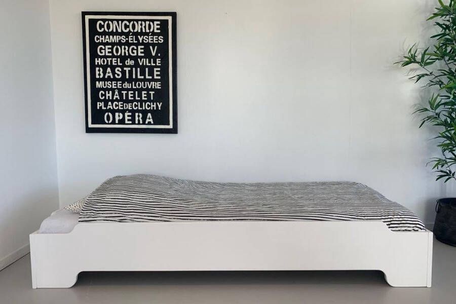Rockwood Montessori Vloerbed Solo Wit inclusief montage 1 bed