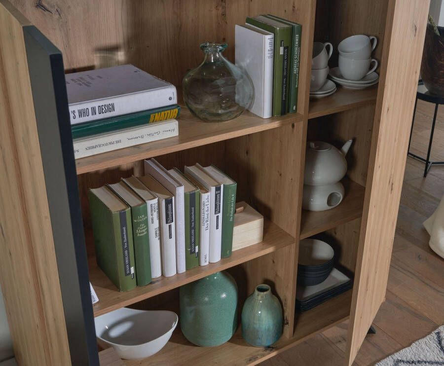 Rootz Living Rootz Highboard Eiken Decor met Zwart MDF Modern Vrijstaand Dressoir met 2 Deurtjes en Plank Metalen Poten 110x125x40 cm