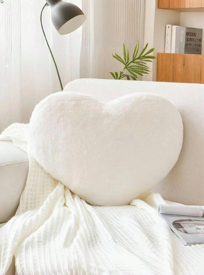 S&E Zachte Hartvormige Kussen Pluche Konijnenbont Decoratief Kussen voor Bank Bed of Slaapkamer Perfect Valentijnscadeau voor Meisjes en Vrouwen 50 x 34 cm Wit