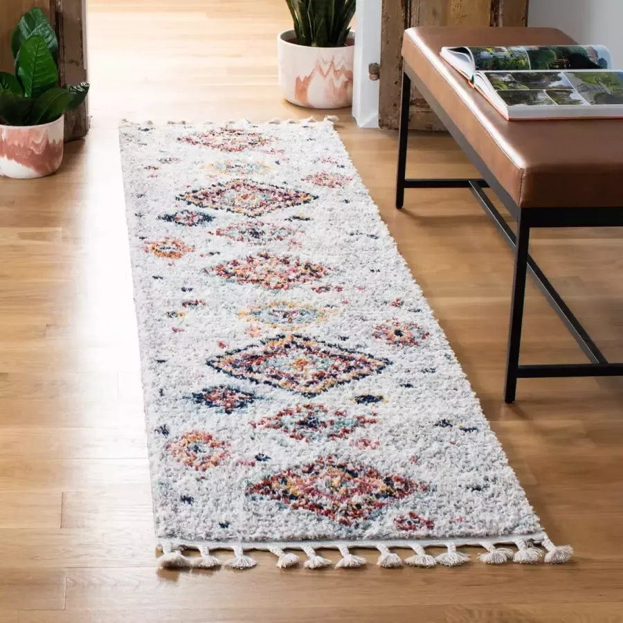 Safavieh Boho Chic Woven Indoor Rug Morocco in Ivory 66 X 244 cm
