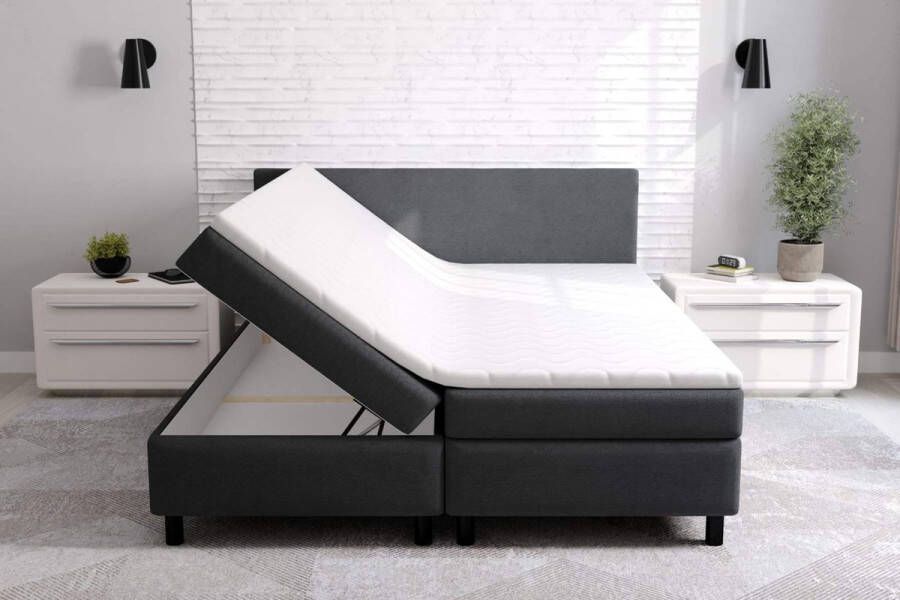 Seatsandbeds Boxspring met Opbergruimte erolla- 140x200cm- zwart stof- compleet bed met vaste matras en topper 8cm dik