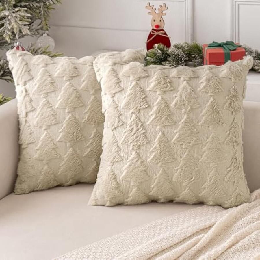 Selbro Kerstkussenhoezen Set van 2 losse Fluffy Soft Faux Fur Decoratieve Kussenhoezen Decoratie voor Bank Slaapkamer 18 x 18 Inch 45 x 45 cm Schattig Kerstboompatroon Beige