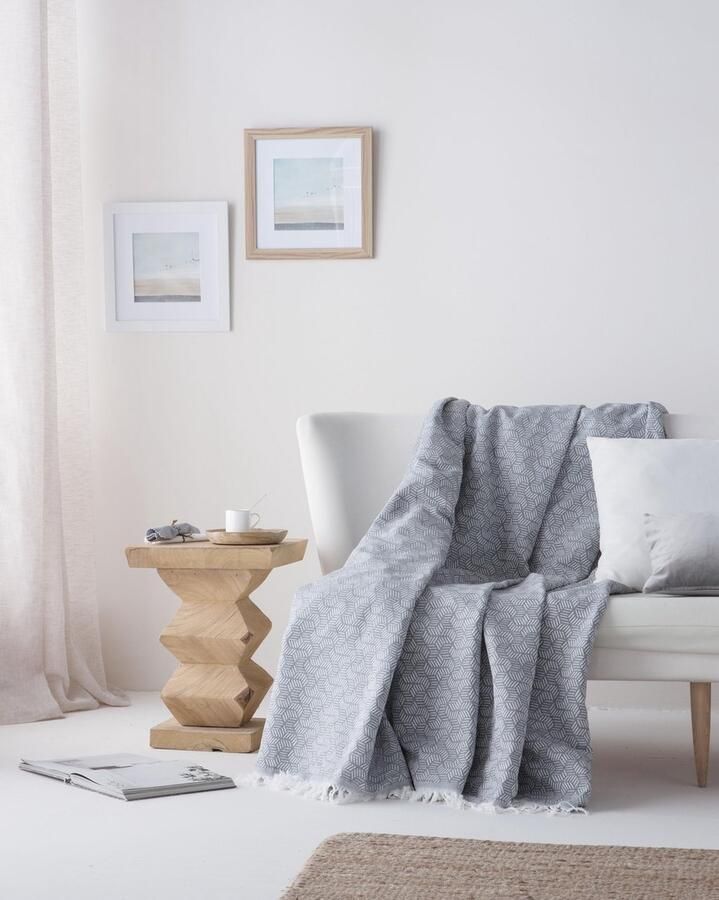 Selbro Veelzijdige en Stijlvolle Woondeken voor Bank en Bed Zacht en Geometrisch Design 180 x 140 cm Grijs