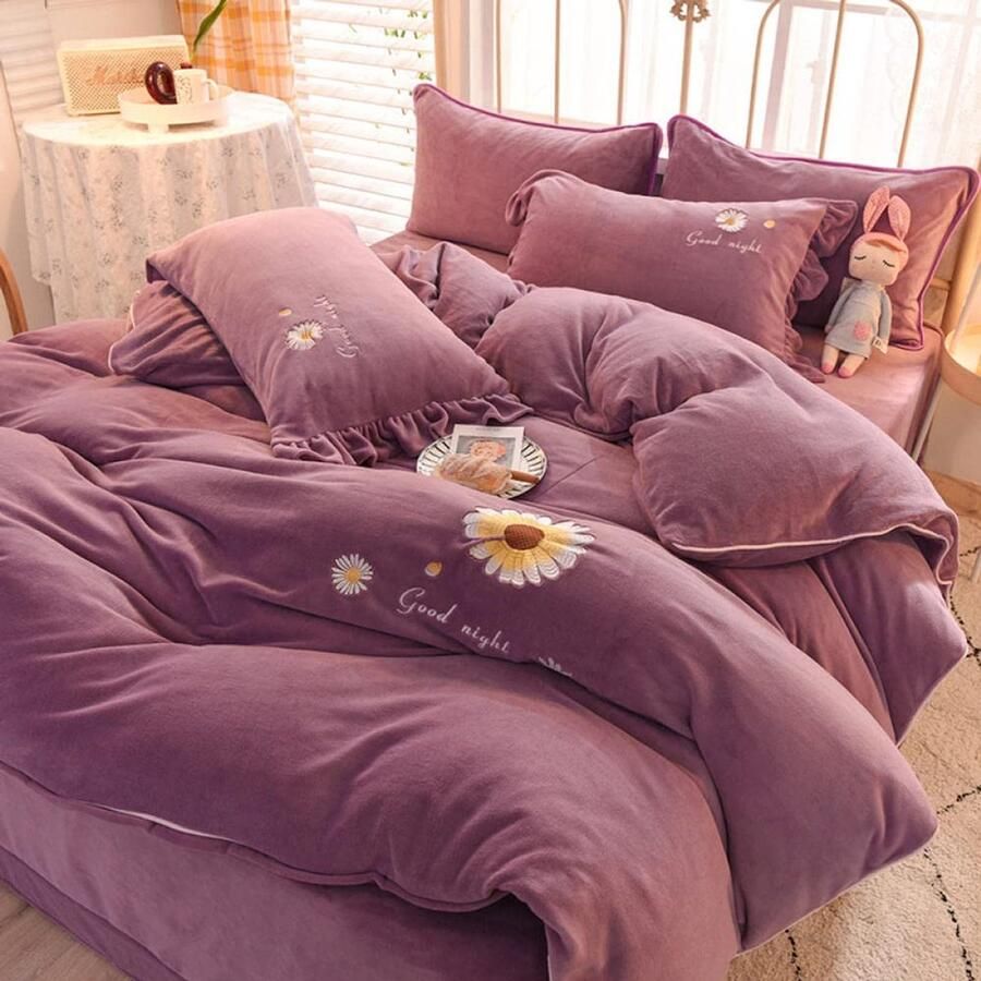 Senza Marchio Bed Sheet Keep Warmfleece Bedding Sheet Quilt Cover Pure Kleur Handdoek Geborduurd Fluwelen Winter Dubbelzijdig Plus Fluwelen 4-Delige Laken Dekbedovertrek Melk Baby Fluwelen Beddengoed-Paa