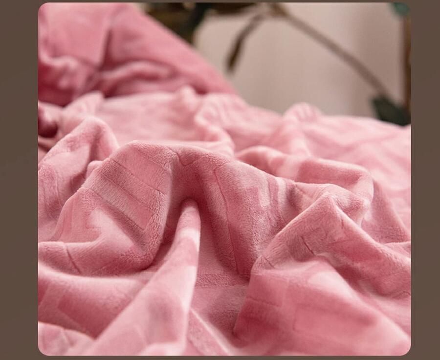 Senza Marchio Een puur katoen B-Side Milk Velvet Bed Dekbedovertrek Set Winter Fashion Gedrukt Dekbedovertrek Verdikte Warm Dubbelzijdig Fluweel Melk Fluwelen Baby Velvet Sheet Quilt Cover Kussensloop Kerst Familie Hote - Foto 3