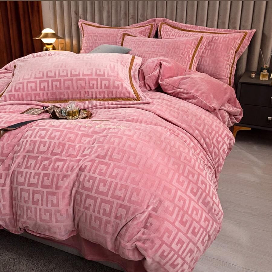 Senza Marchio Een puur katoen B-Side Milk Velvet Bed Dekbedovertrek Set Winter Fashion Gedrukt Dekbedovertrek Verdikte Warm Dubbelzijdig Fluweel Melk Fluwelen Baby Velvet Sheet Quilt Cover Kussensloop Kerst Familie Hote