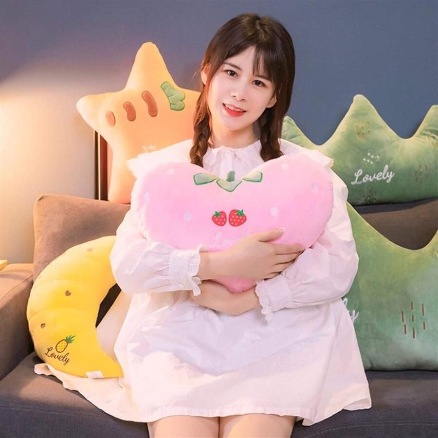 Senza Marchio HOUMEL Fruit Patroon Kussen Gevulde Kleurrijke Pluche Speelgoed Geel Roze Wasbare Kussens Zachte Lumbale Rugkussens Voor Bed Bank Creatieve Huisdecoraties 277 (Kleur: Kroon)