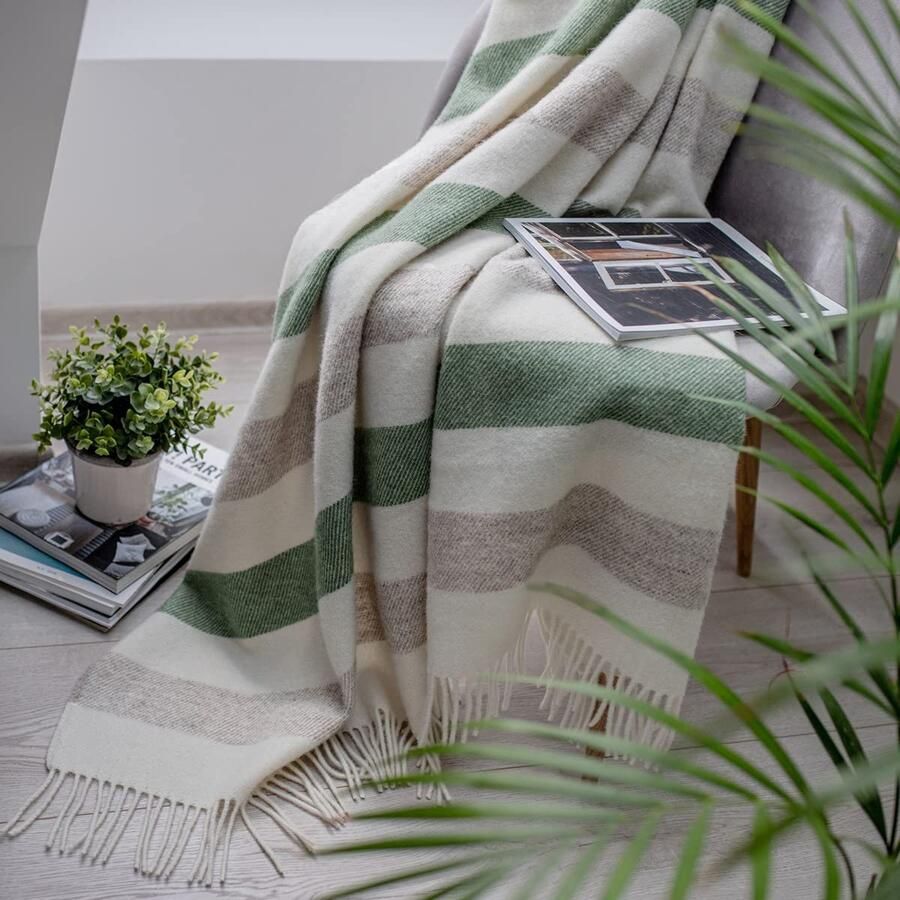 Senza Marchio Linen & Cotton Warme Zachte Wollen Deken Gestreepte Woondeken Knuffeldeken Malmo 100% Nieuw-Zeelandse Wol Beige Wit Groen (140 x 200 cm) Plaid Gooi Sprei Bank Bed Winterdeken Reisdeken Lamswol