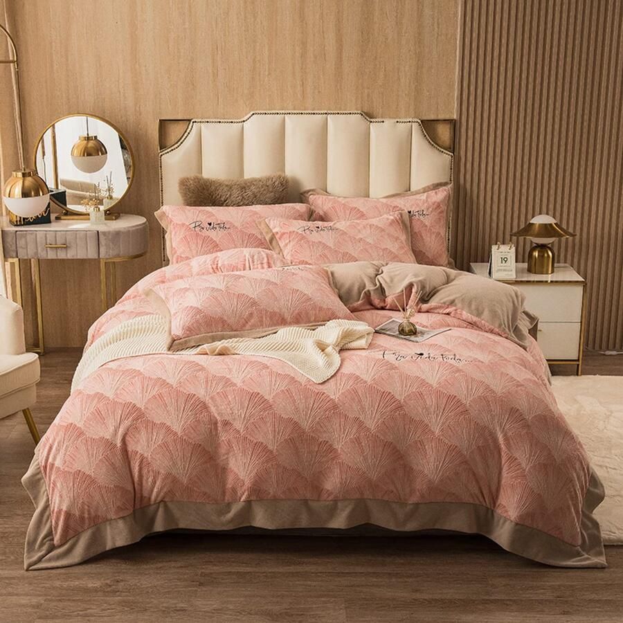 Senza Marchio MAHPKYZ Beddengoed Sets King Size Licht Luxe Jacquard Milk Down Dekbedovertrek Flanel Borduurwerk Dubbelzijdig Verdikking Baby Dekbedovertrek Sheet Kussensloop Luxe Beddengoed Set Bed Cover