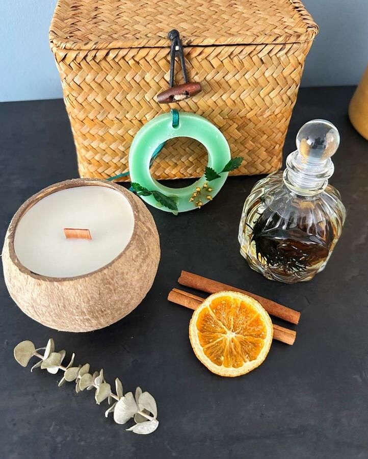 Sham's Art Cadeau Set Kaars Speciale Rotan Doos Handgemaakte Kokos Kaars Geurkaars voor Garderobe (Groen) Geschenk Set Handmaakte Figuurkaars Geur Kaars