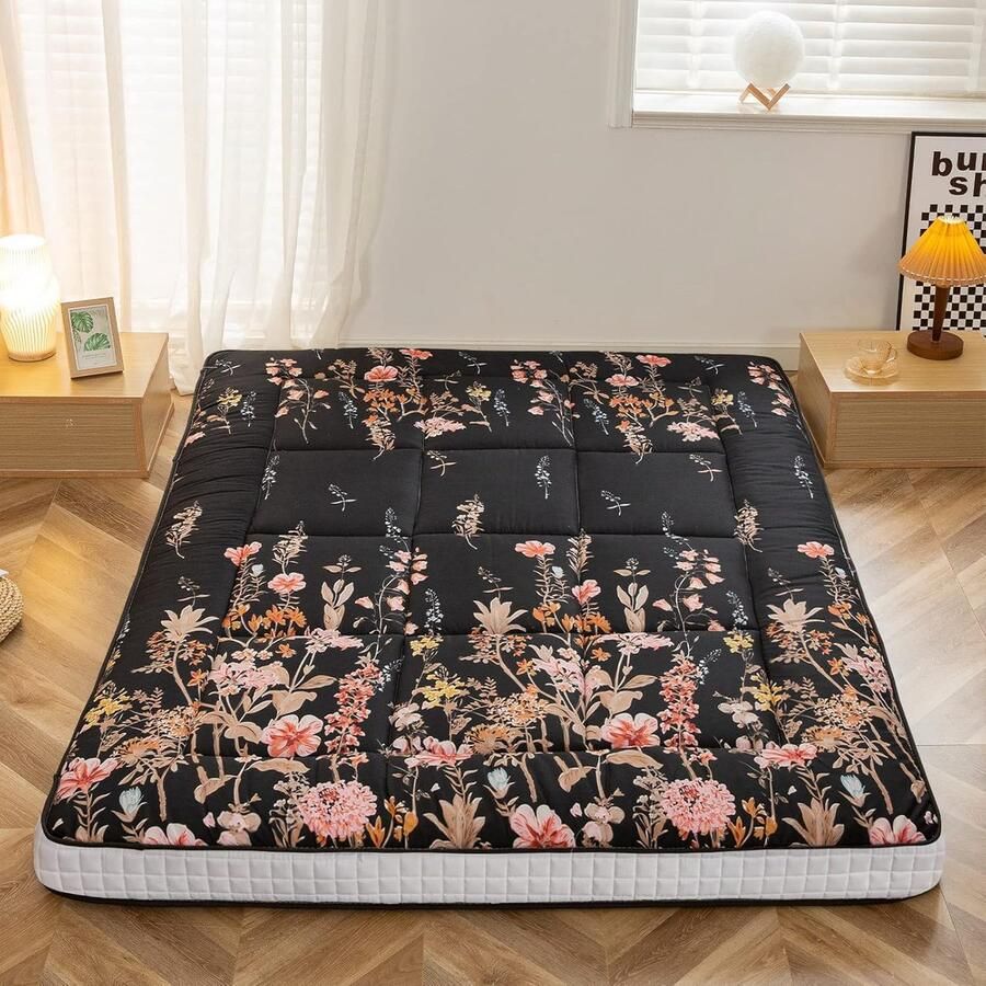 ShopHaven Gequilte Japanse Futon Matras Extra Dikke Opvouwbare Slaapmat Ademend Vloermatras voor Camping & Lounge Geschikt als Bedtopper Logeermatras & Tatami Mat Zwart Bloemen 90x190 cm