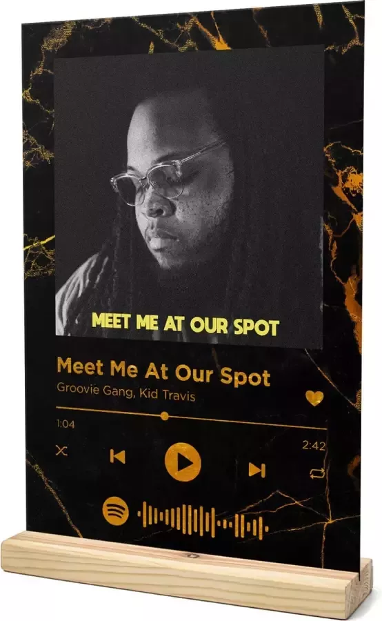 Songr Spotify Muziek Bordje Meet Me At Our Spot Groovie Gang Kid Travis 20x30 Zwart Goud Dibond Aluminium Plaat Cadeau Tip voor Man en Vrouw