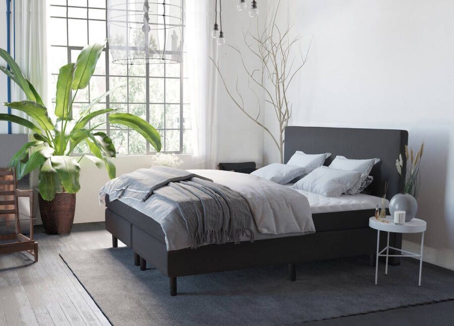 Studio Boxspring Pieter met geïntegreerde topper 180x200 cm Zwart