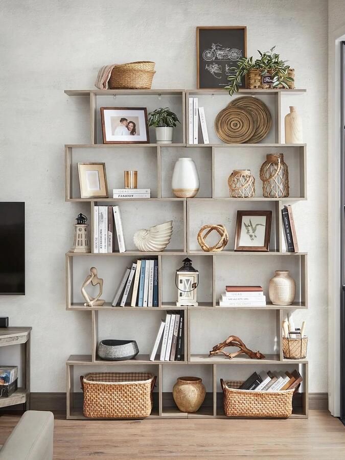 Suredeal Boekenkast 2-delig 6 Niveaus – MDF Hout – Greige – S-vormig Vrijstaand Rek – 24×70×190 5 cm (D×B×H) – Voor Woonkamer Slaapkamer – Modern & Decoratief