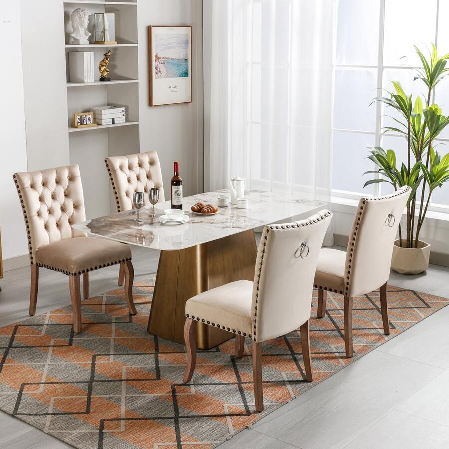 Sweiko Eetkamerstoel (Keukenstoel Woonkamer stoel met unieke deurringen op de rug 4-stuks) gewatteerde stoel met spijkerhoofd decoratie massief houten poten fluwelen hoes Lichte kameelkleur(excl. tafel)