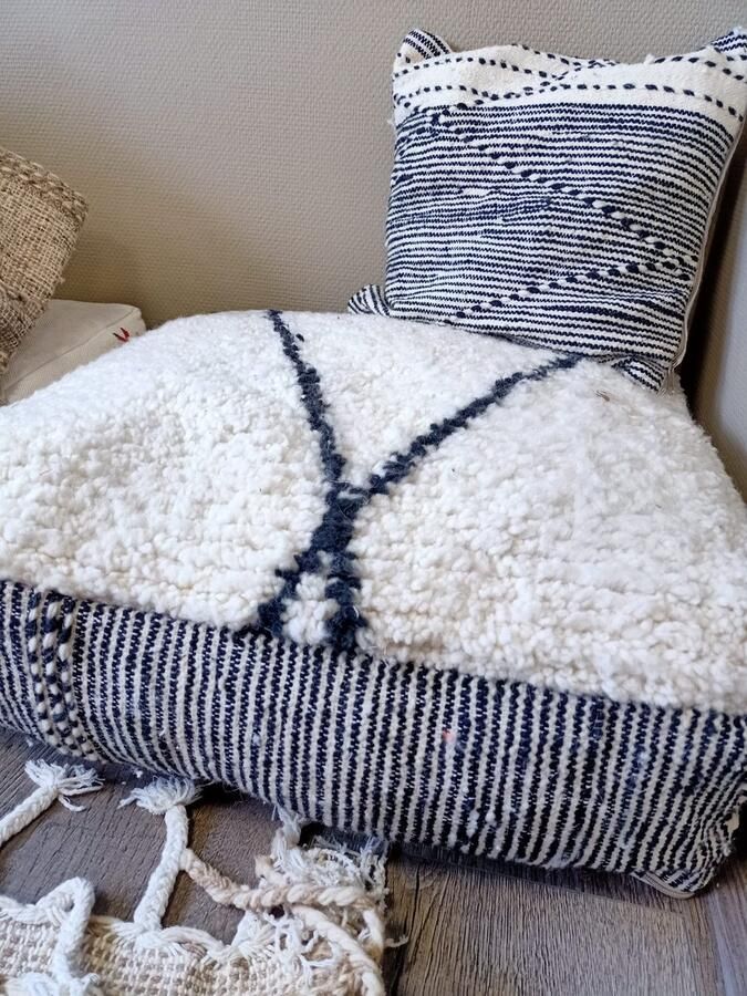 Tamegrouteshop Marokkaanse Beni ouarain-Zanafi poef