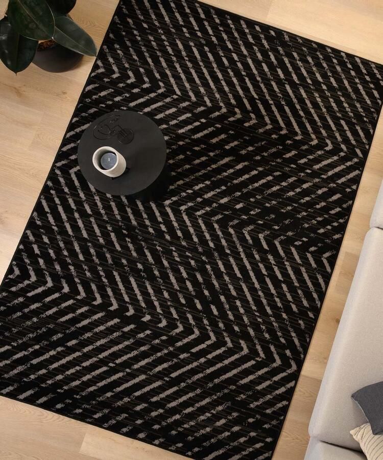 Tapeso Vloerkleed zig-zag Bowie zwart 200x290 cm