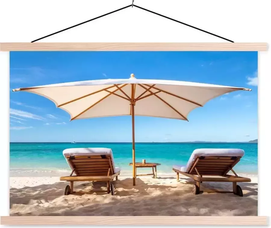 TextilePosters Posterhanger incl. Poster Schoolplaat Strand Parasol Ligbed 60x40 cm Blanke latten