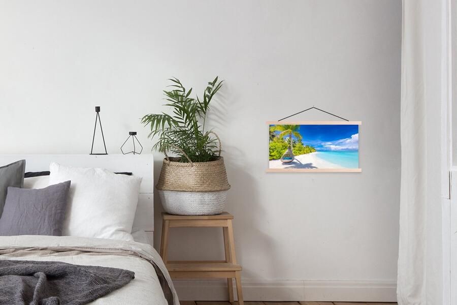 TextilePosters Posterhanger incl. Poster 60x30 cm Schoolplaat Strand Palmboom Hangstoel Textielposter Blanke latten - Foto 2
