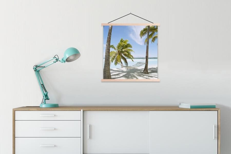 TextilePosters Posterhanger incl. Poster 90x90 cm Schoolplaat Palmboom Hangmat Zand Textielposter Blanke latten - Foto 2