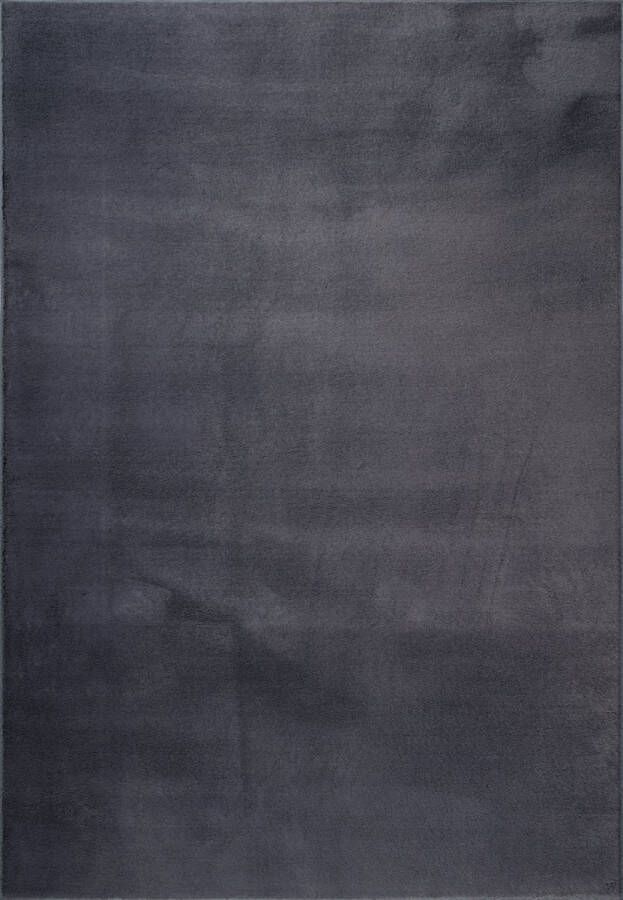 The carpet Cosy Vloerkleed Knuffelzacht bontkleed wasbaar Antraciet 50x100 cm