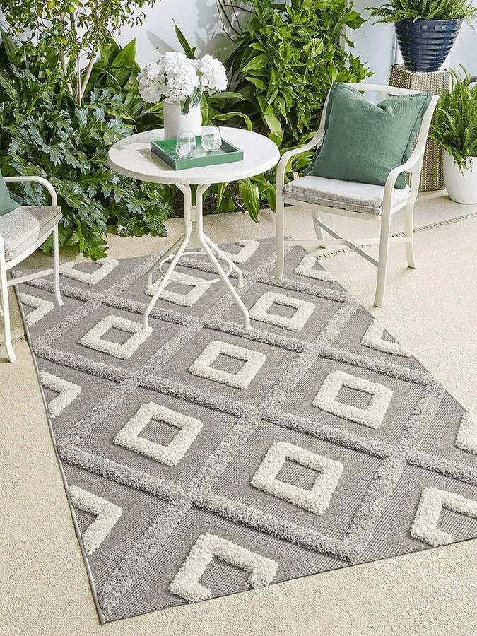 The carpet Karel In & Outdoor is weerbestendig een hoogwaardig vloerkleed (woonkamer) in Boho-design Grijs 160 x 230 cm