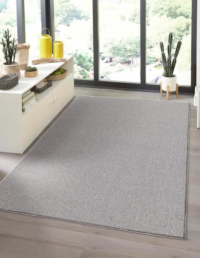 The carpet Natal Modern enkelkleurig vloerkleed woonkamer geschikt voor de keuken getuft robuuste korte pool met vilten rug zacht & vuilafstotend Grijs 160 x 230 cm