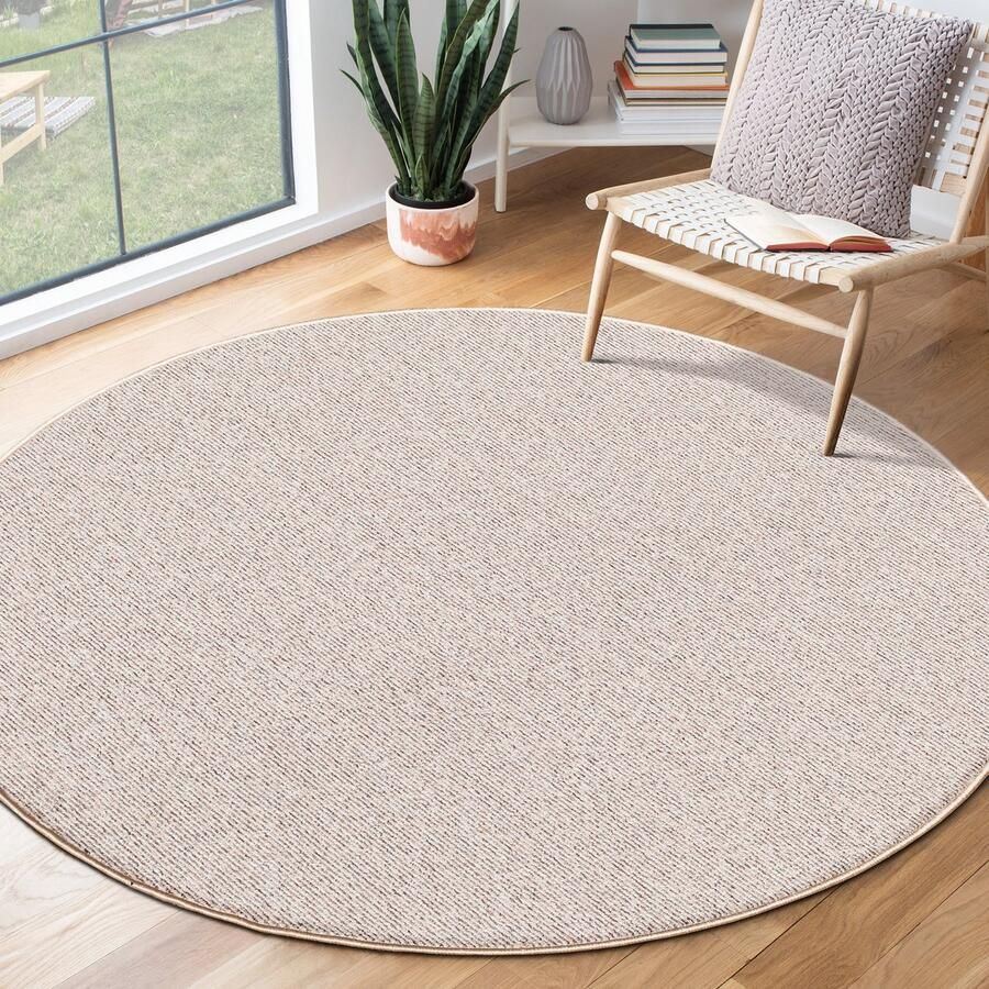 The carpet Natal Modern enkelkleurig vloerkleed woonkamer geschikt voor de keuken getuft robuuste korte pool met vilten rug zacht & vuilafstotend Beige 133 cm
