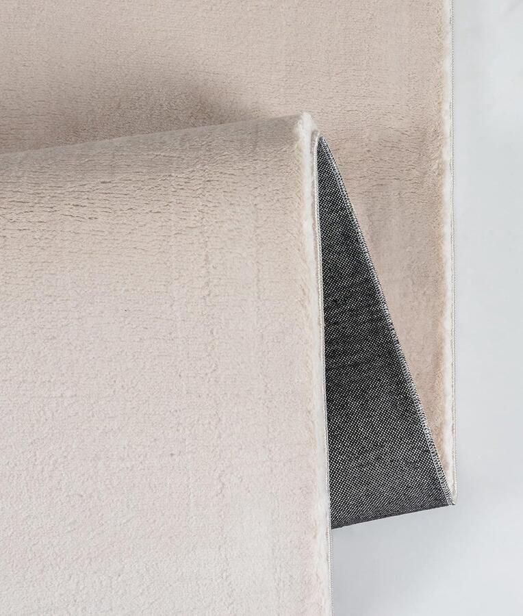 The carpet Premium Modern Langpolig Woonkamerkleed Superzacht Kunstbont Pluizig Bontlook 120x170cm