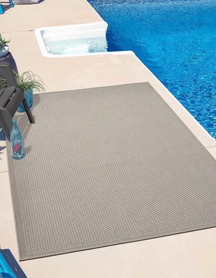 The carpet Toulouse Buitentapijt voor terras en balkon Weerbestendig UV-bestendig waterafstotend onderhoudsvriendelijk robuust en slijtvast Beige 240 x 340 cm