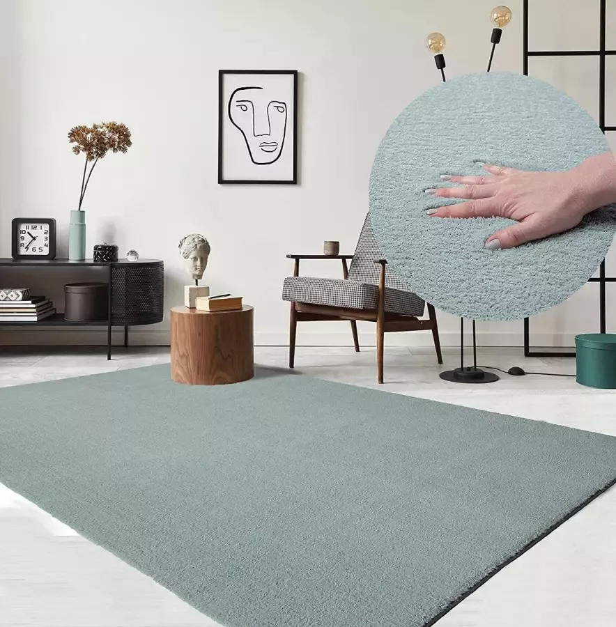 The carpet Vloerkleed voor woonkamer of slaapkamer in blauw 60x110 cm Modern en zacht kortpolig tapijt Rechthoekig Antislip onderkant Wasbaar tot 30 Graden Rug for bedroom or living room RELAX kleed by
