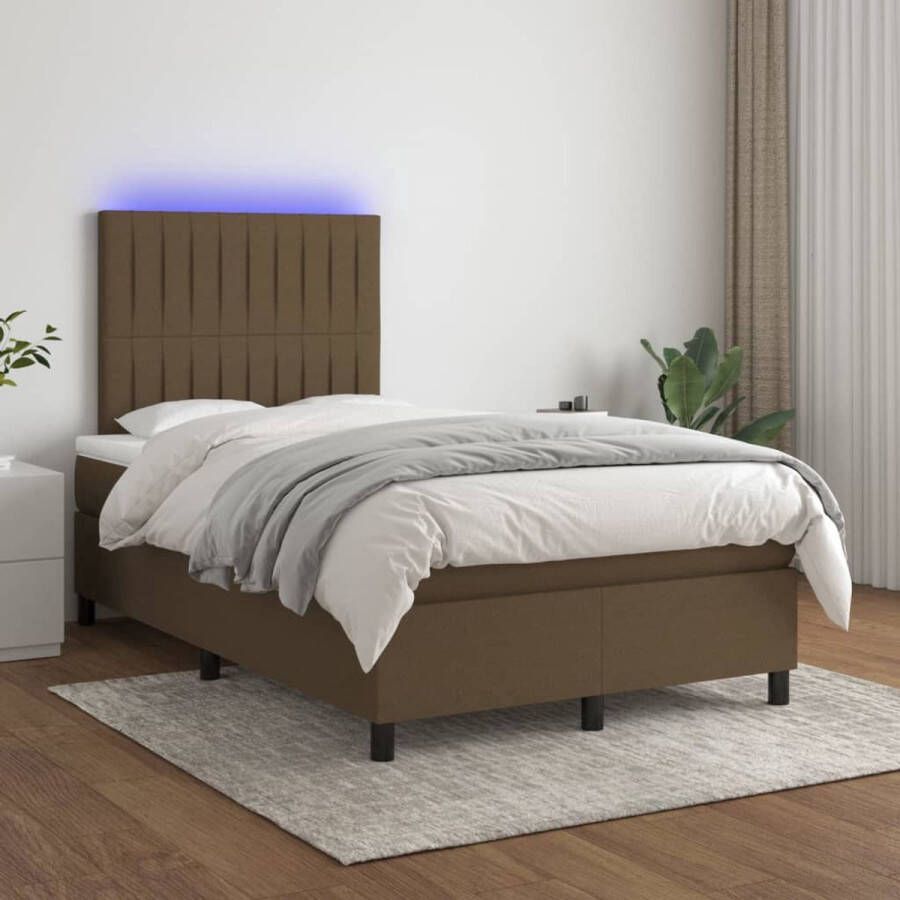 The Living Store Bed Boxspring 120x200 cm LED-verlichting Pocketvering matras Huidvriendelijk topmatras Donkerbruin