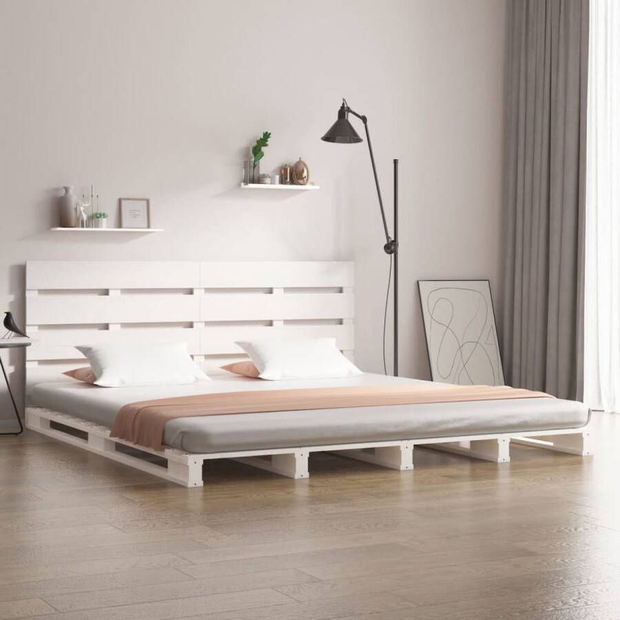 The Living Store Bedframe massief grenenhout wit 200x200 cm Bedframe Bedframes Bed Bedbodem Ledikant Bed Frame Massief Houten Bedframe Slaapmeubel Tweepersoonsbed Bedden Bedbodems